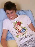 Smiling Uk Twink Boy Next Door^alex Boys Gay Porn Sex XXX Gay Pics Picture Photos Gallery Free